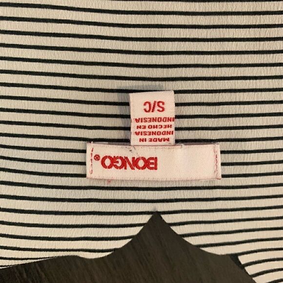 Bongo Crop Top   - Picture 2 of 2